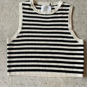 NWT- Zara Black and Cream Striped Crop Top size 11-12